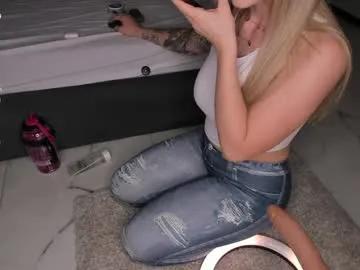 Bicurious craziness: Angel_face_devil_mind gets au naturel while stroking her clitoris on camera angel_face_devil_mind from Chaturbate